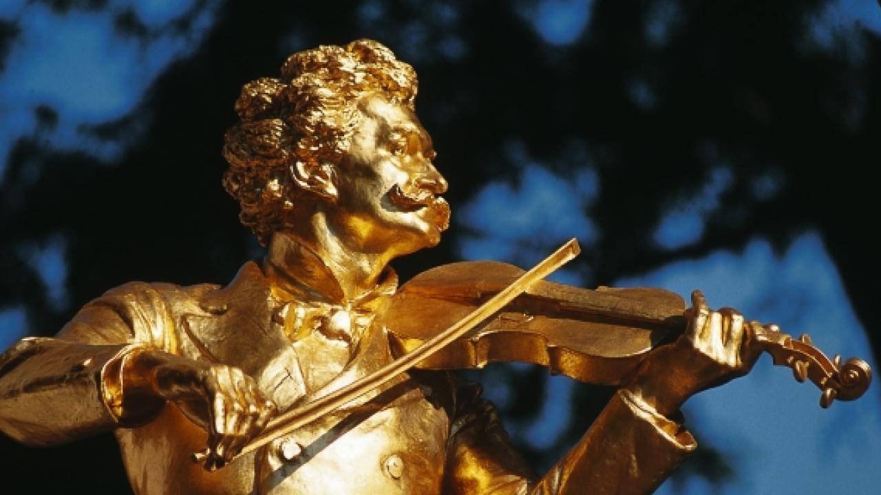 Statue of Johann Strauss in Vienna's City Park
