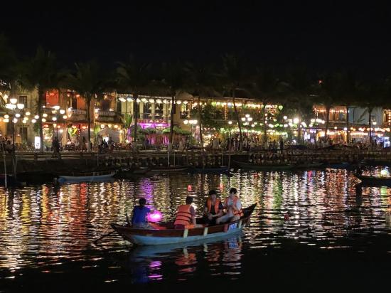 Projekt Hoi An – The Real City of Light